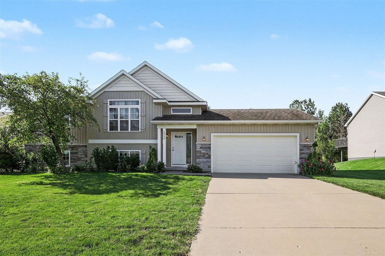 1st image of 2950 Windy Wood St, Kentwood, MI 49512 | MLS# 70554545