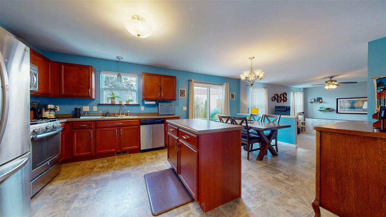 2nd image of 8402 Walnut Hl, Dexter, MI 48130 | MLS# 70554550