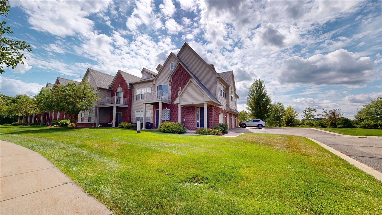 1st image of 1145 Addington Ln, Ann Arbor, MI 48108 | MLS# 70554569