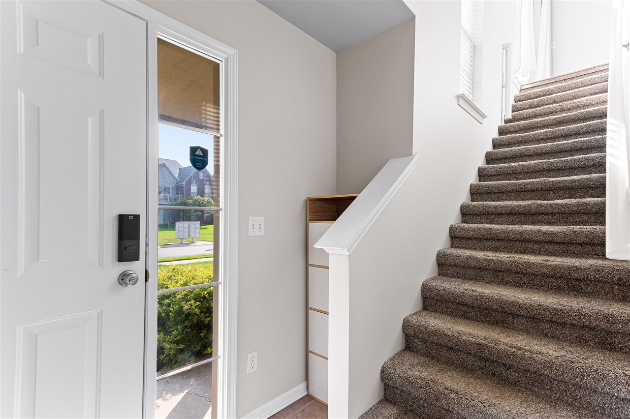 3rd image of 1145 Addington Ln, Ann Arbor, MI 48108 | MLS# 70554569