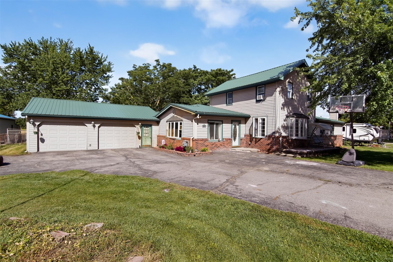 3rd image of 10620 Lake St, Somerset Center, MI 49282 | MLS# 70554577