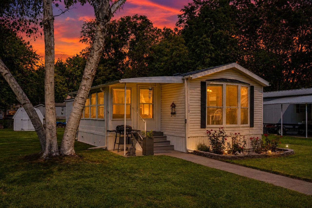 2nd image of 115 Lucky Dr, Coldwater, MI 49036 | MLS# 70554592