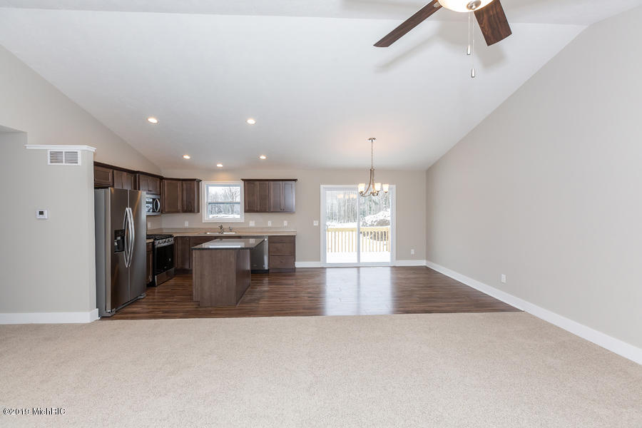 3rd image of 3337 Nature View Dr, Kentwood, MI 49512 | MLS# 70554597