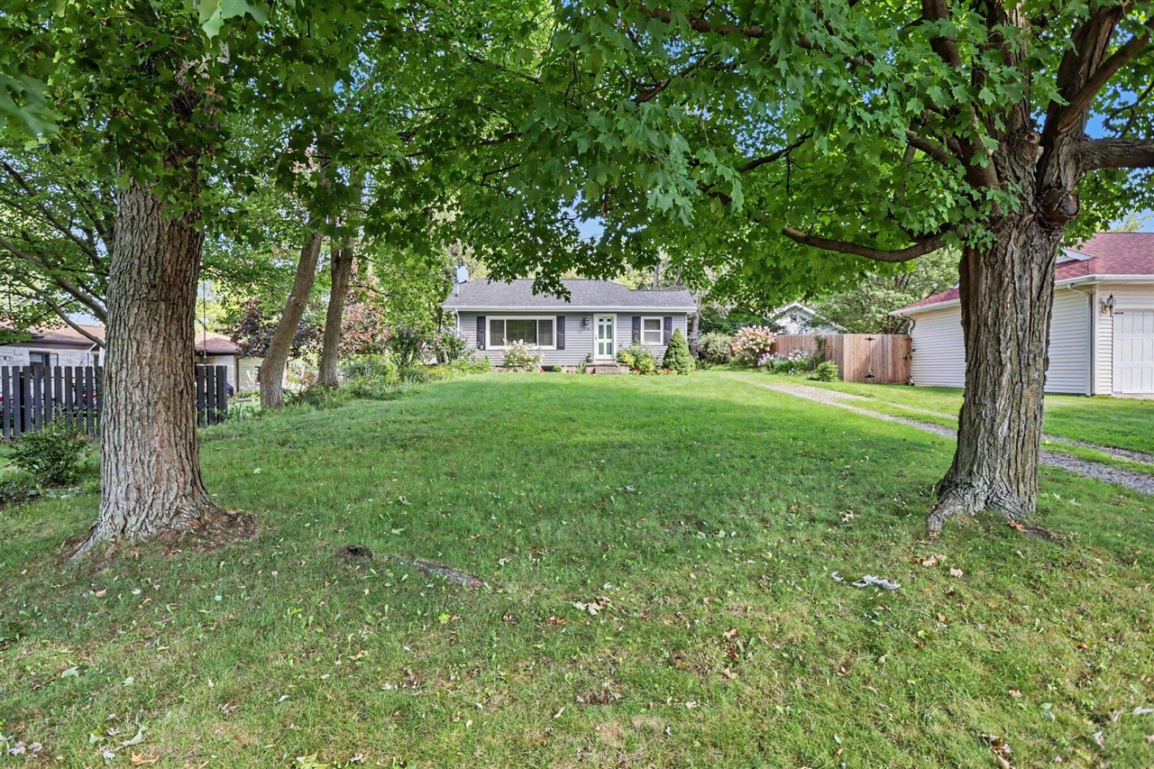 20th image of 251 Curtis Ave, Battle Creek, MI 49017 | MLS# 70554617