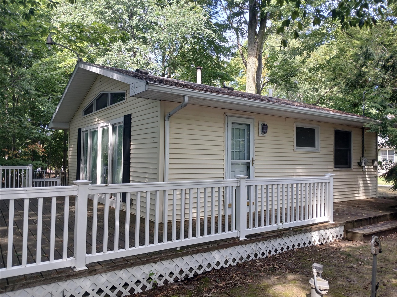 3rd image of 4771 N Ariel Ave, Ludington, MI 49431 | MLS# 70554618