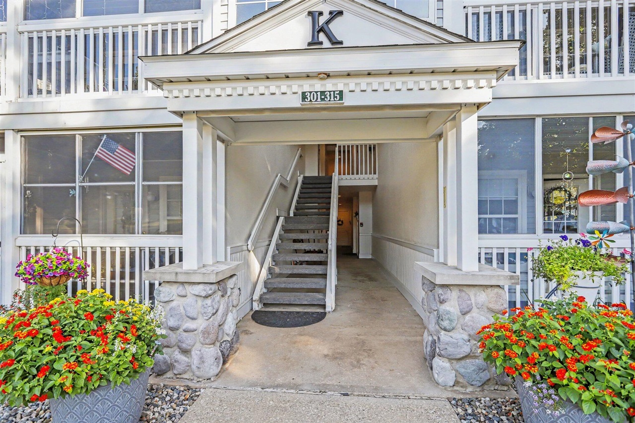 2nd image of 305 Westbrook Ct, Marshall, MI 49068 | MLS# 70554625
