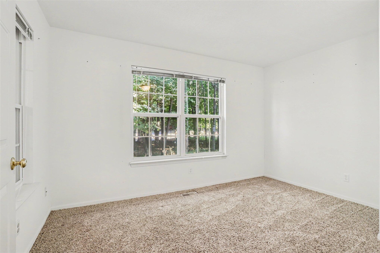 5th image of 305 Westbrook Ct, Marshall, MI 49068 | MLS# 70554625