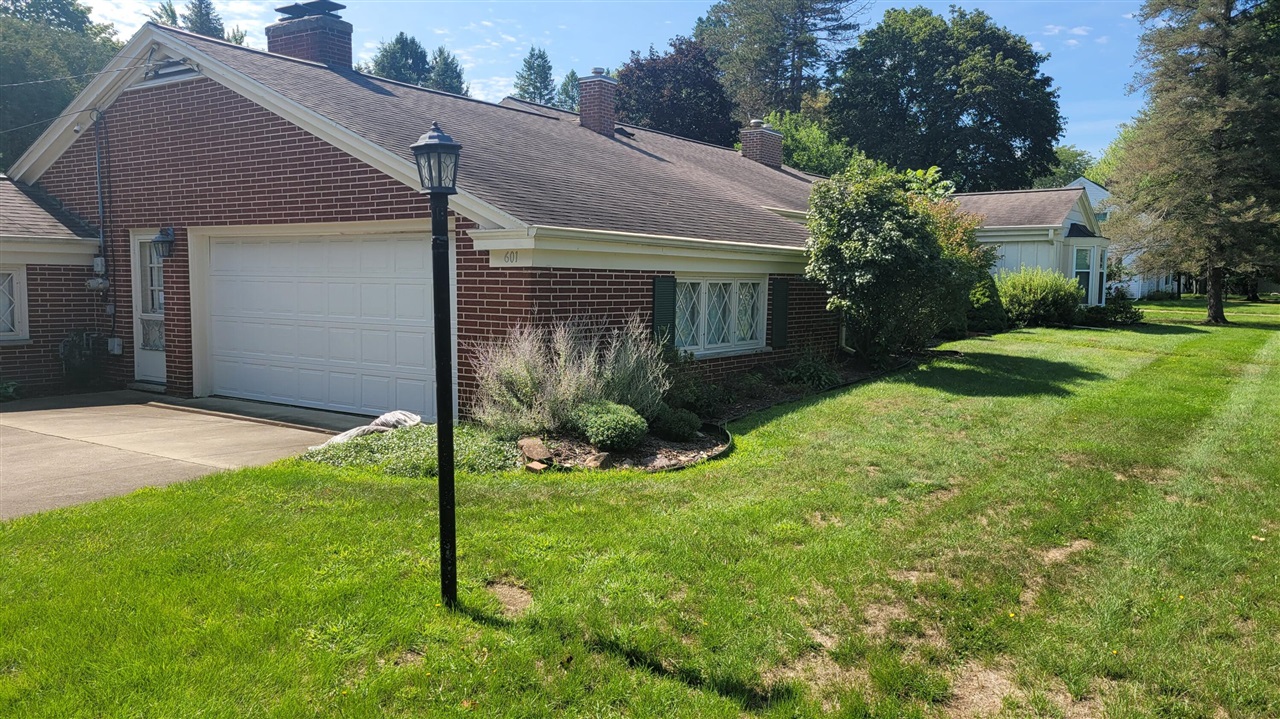 2nd image of 601 Se Manor Dr, Albion, MI 49224 | MLS# 70554631