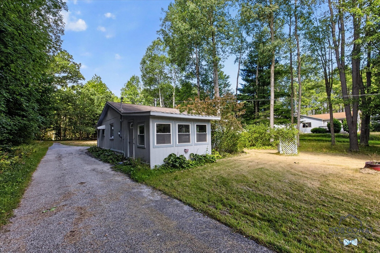 2nd image of 5438 Leckrone Rd, Brethren, MI 49619 | MLS# 70554632
