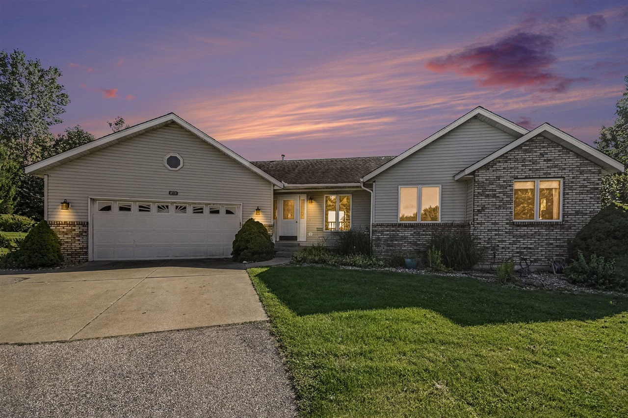 Photo 2 of Single family home for sale at 10731 Eastern Ave, Wayland, MI 49348 | MLS# 70554642 | Listing updated on 2026-10-01