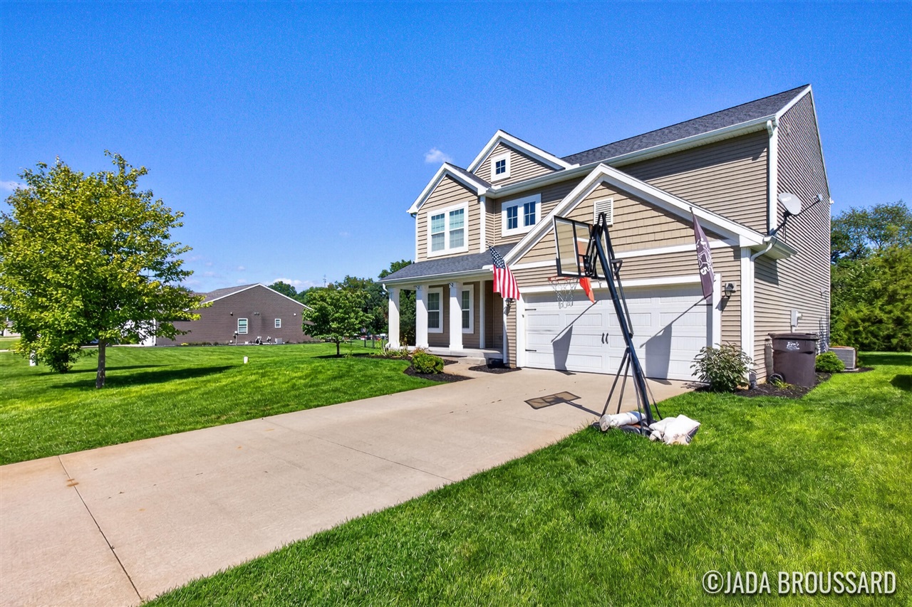 3rd image of 1162 Springview Ct, Middleville, MI 49333 | MLS# 70554650