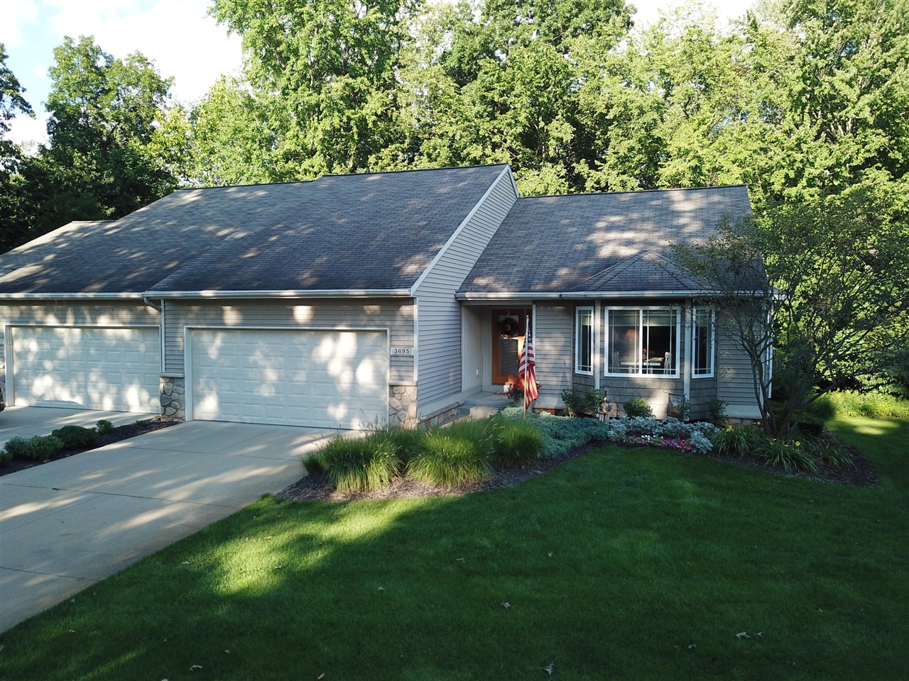 2nd image of 3695 Westwoods Dr, Dorr, MI 49323
