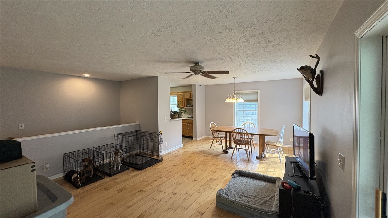 Photo 4 of Single family home for sale at 923 N Union St, Tecumseh, MI 49286 | MLS# 70554655 | Listing updated on 2026-09-18