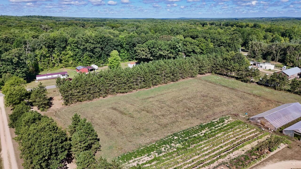 5th image of 11276 N Pine Grove Rd, Vestaburg, MI 48891 | MLS# 70554664