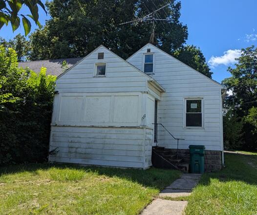 1st image of 1527 Robertson Ave, Lansing, MI 48915 | MLS# 70554666