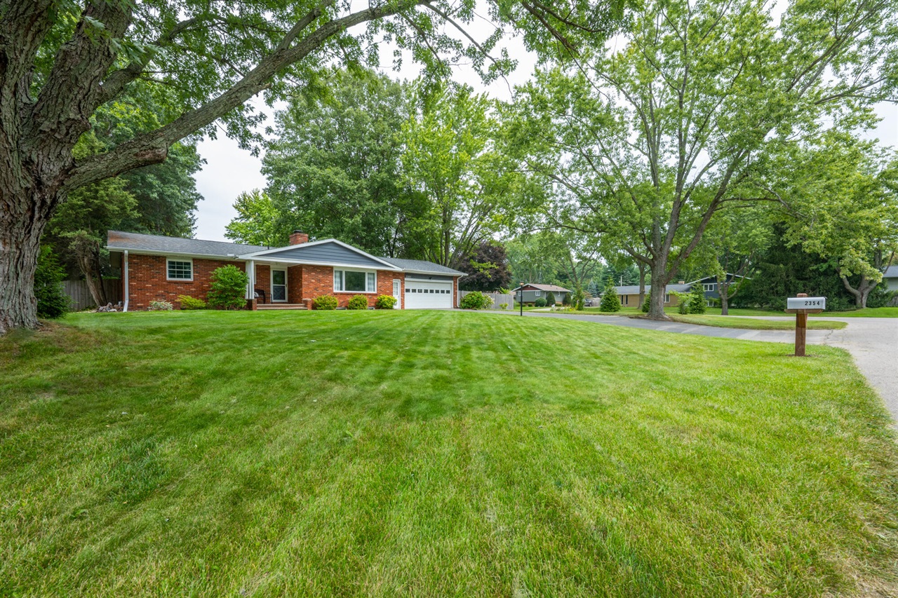 2nd image of 2351 Fountain Ln, Stevensville, MI 49127 | MLS# 70554720