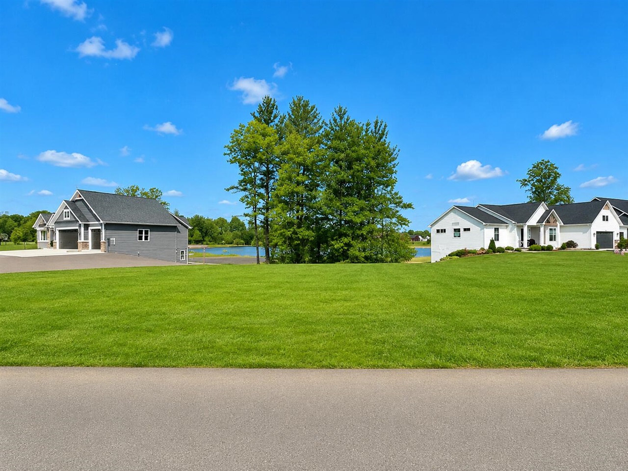 1st image of 5231 Eagle Pass Dr, Hudsonville, MI 49426 | MLS# 70554733