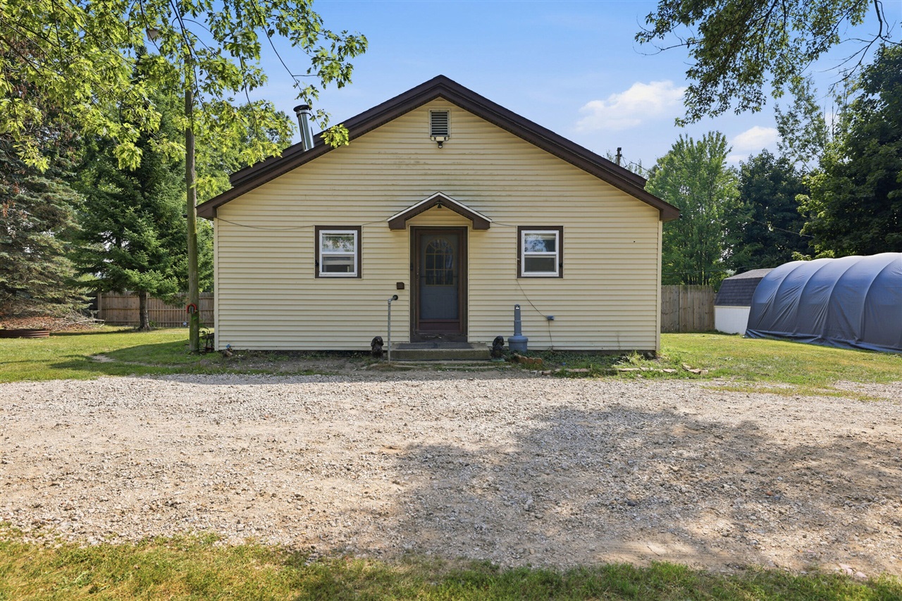 1st image of 7531 County Farm Rd, Greenville, MI 48838 | MLS# 70554748