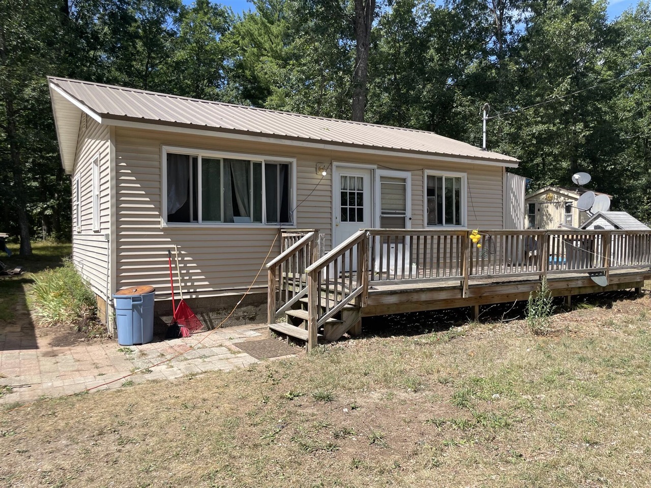 Photo 1 of Single family home for sale at 3774 Susan St, Wellston, MI 49689 | MLS# 70554769 | Listing updated on 2026-09-21