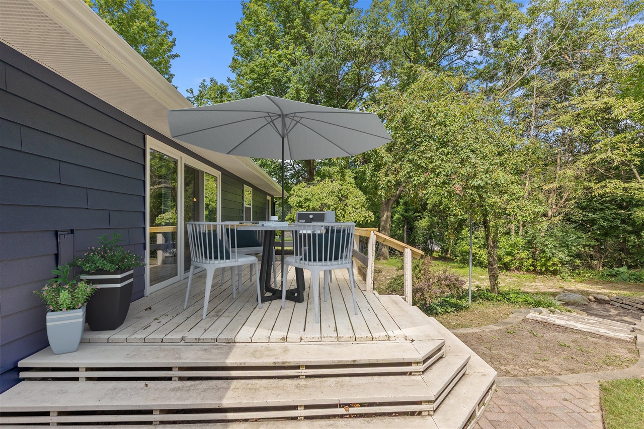 Photo 3 of Sale Pending at 7246 Rezen Dr, Rockford, MI 49341 | MLS# 70554793 | Listing updated on 2026-09-20