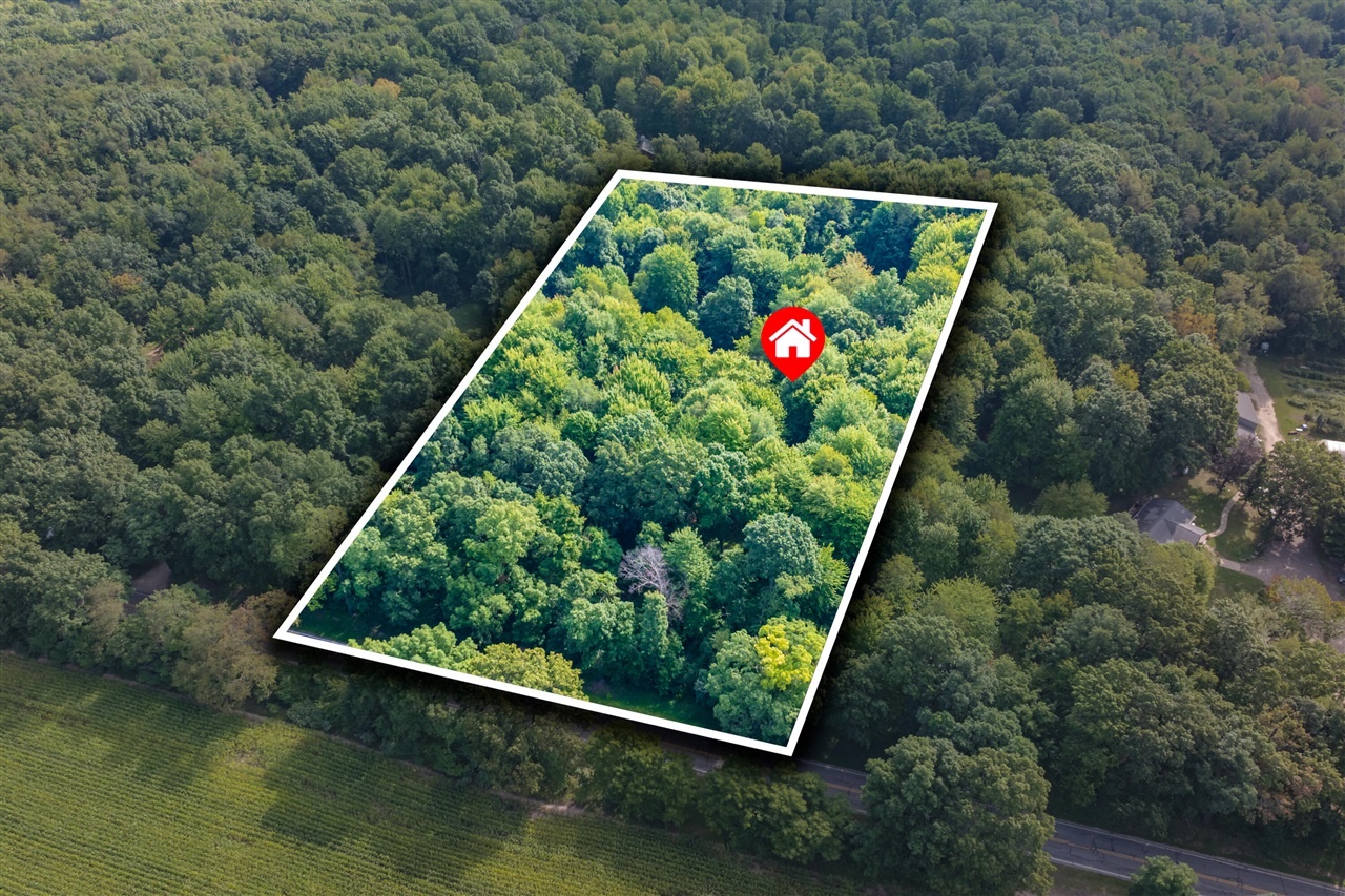 Photo 3 of Single family home for sale at 11175 S Enzian Rd, Plainwell, MI 49080 | MLS# 70554806 | Listing updated on 2026-09-16