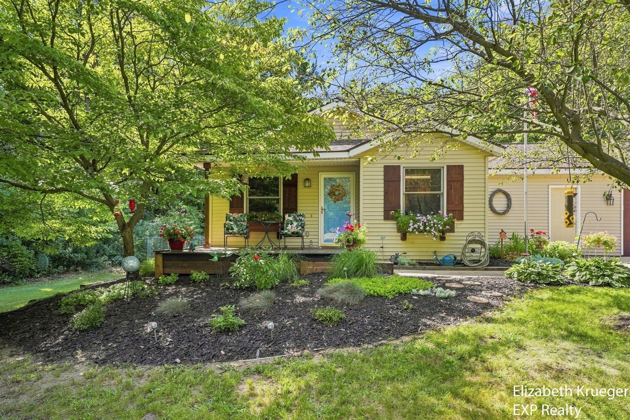 4th image of 12389 112Th Ave, Grand Haven, MI 49417 | MLS# 70554808