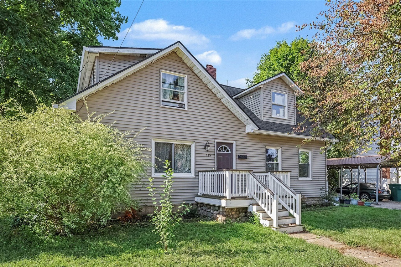 2nd image of 125 W Randolph St, Lansing, MI 48906 | MLS# 70554815