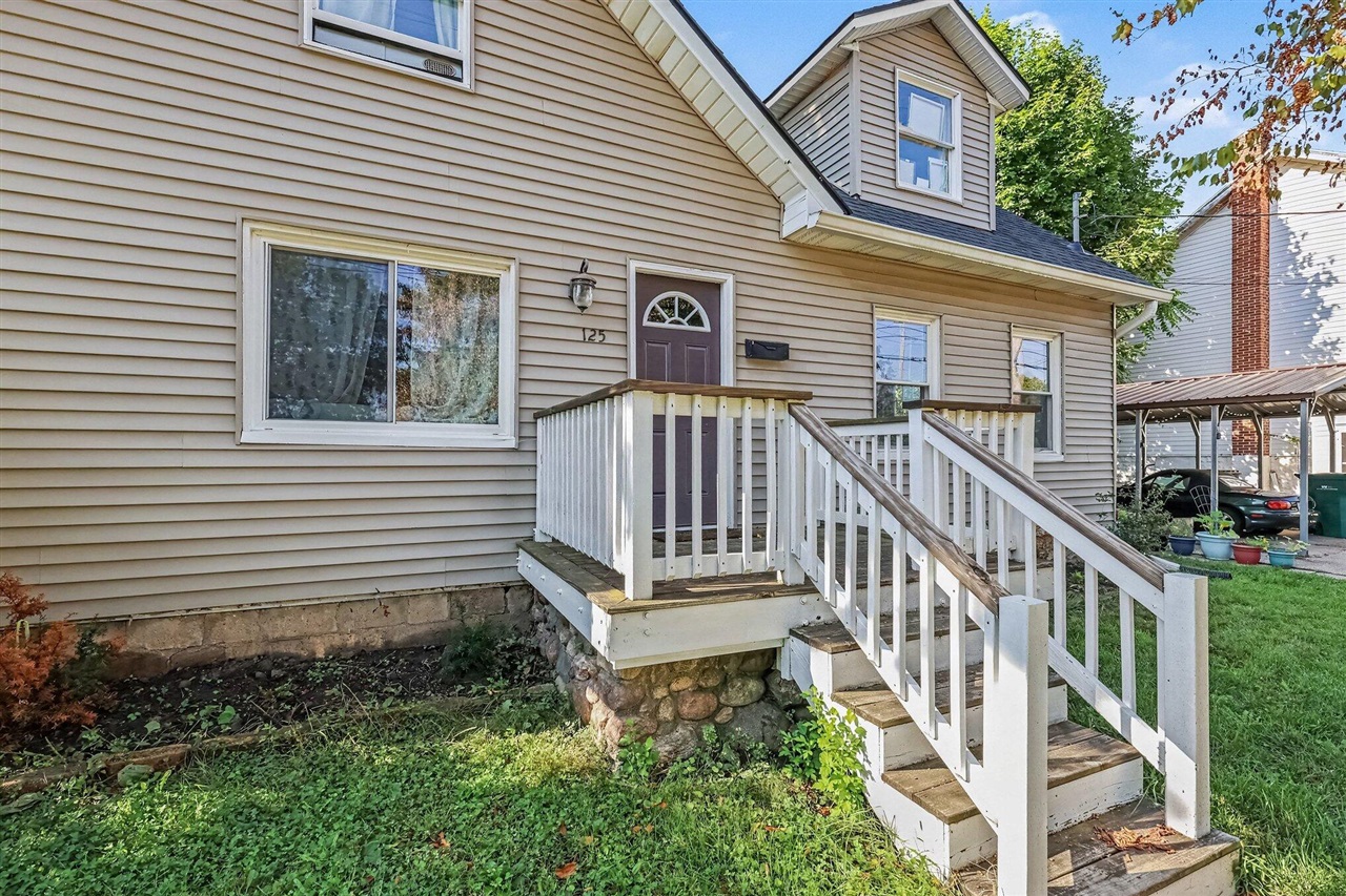 5th image of 125 W Randolph St, Lansing, MI 48906 | MLS# 70554815