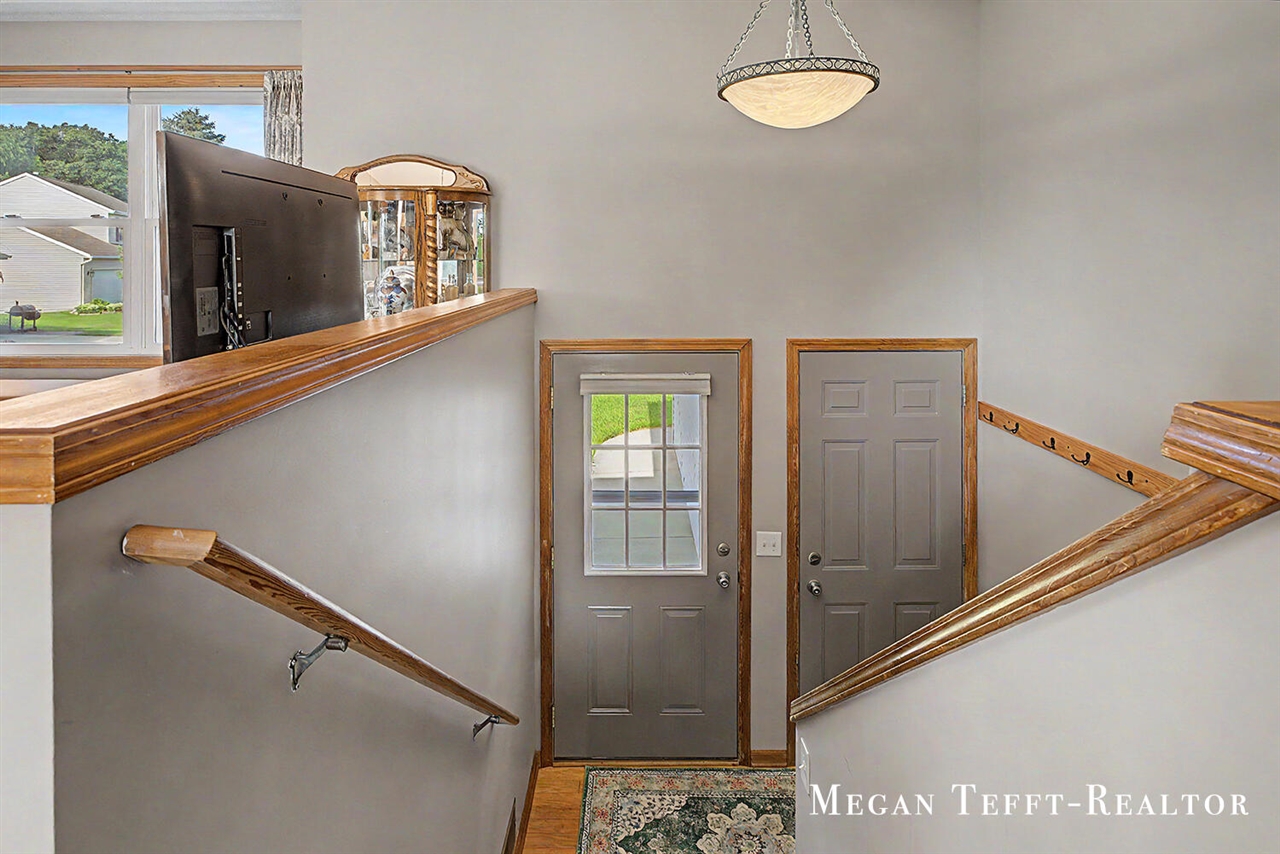Photo 3 of Sale Pending at 6230 Belmont Farms, Belmont, MI 49306 | MLS# 70554822 | Listing updated on 2026-09-16