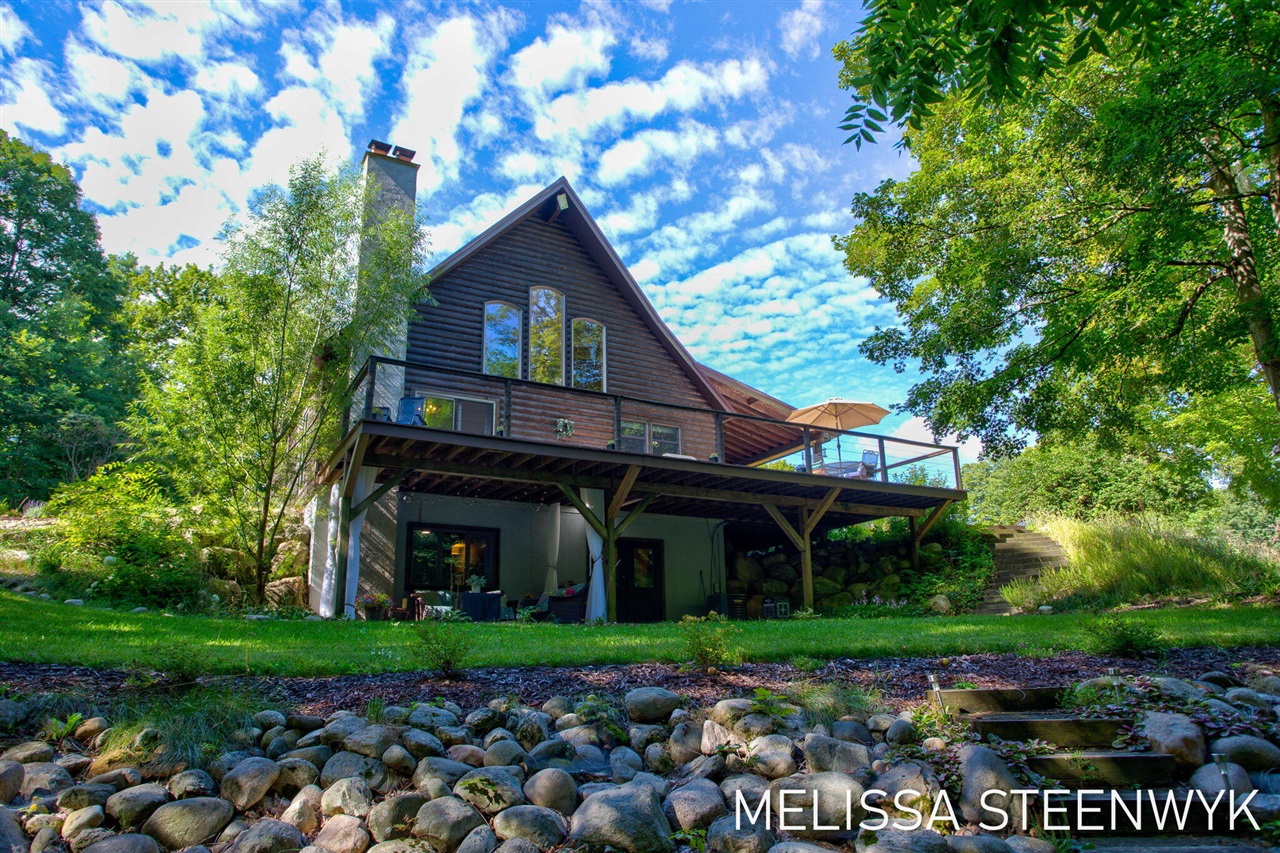 1st image of 515 Harter Dr, Otsego, MI 49078 | MLS# 70554848