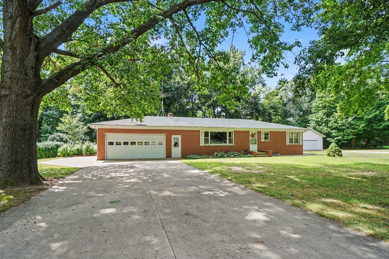 Photo 2 of Single family home for sale at 304 Orchard Cir, Gobles, MI 49055 | MLS# 70554875 | Listing updated on 2026-09-15