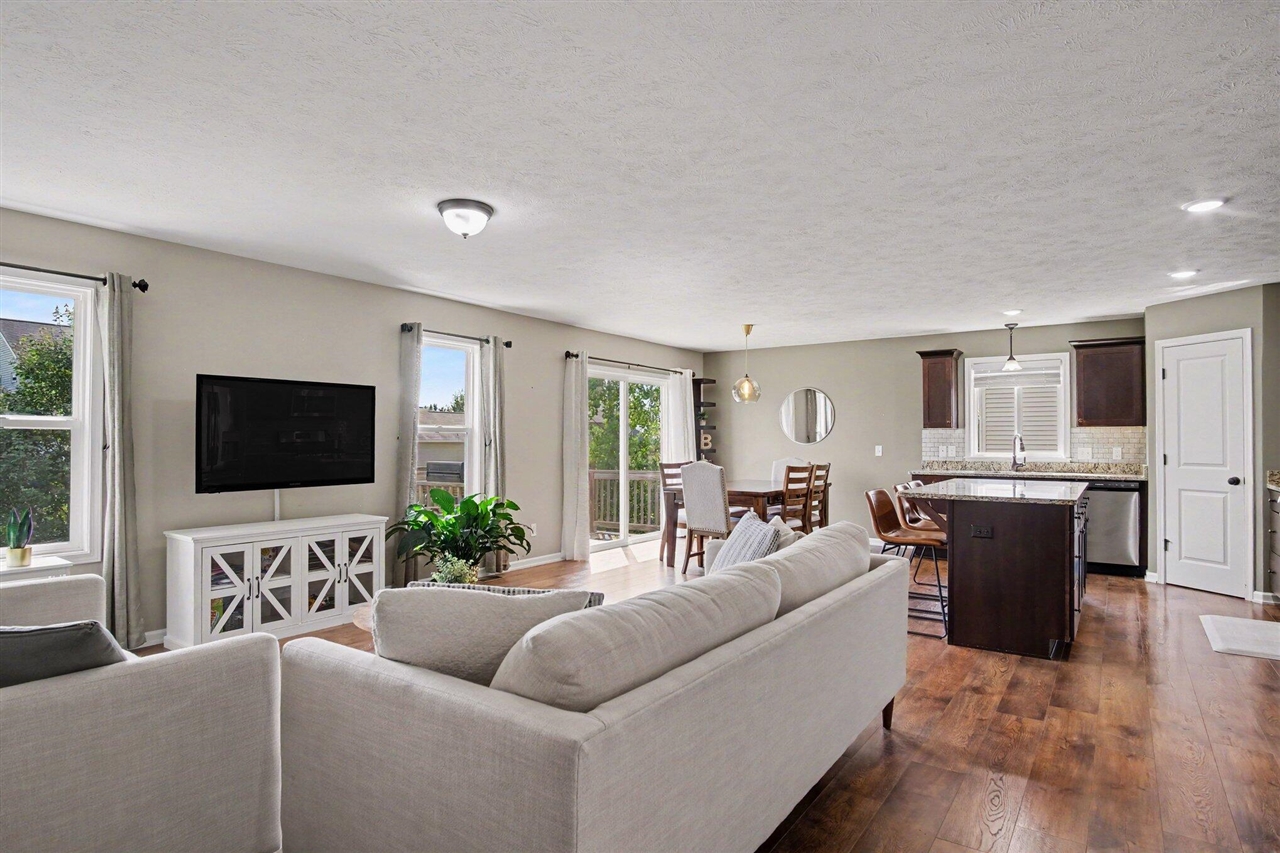 Photo 5 of Single family home for sale at 1112 Arbor Meadow Dr, Byron Center, MI 49315 | MLS# 70554877 | Listing updated on 2026-09-03