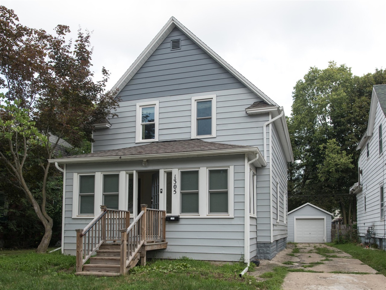 Photo 1 of Single family home for sale at 1305 Reed Ave, Kalamazoo, MI 49001 | MLS# 70554890 | Listing updated on 2026-09-14