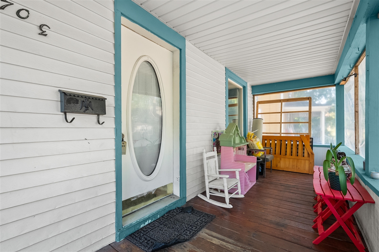 Photo 2 of Sale Pending at 1703 Fair St, Kalamazoo, MI 49001 | MLS# 70554893 | Listing updated on 2026-09-15