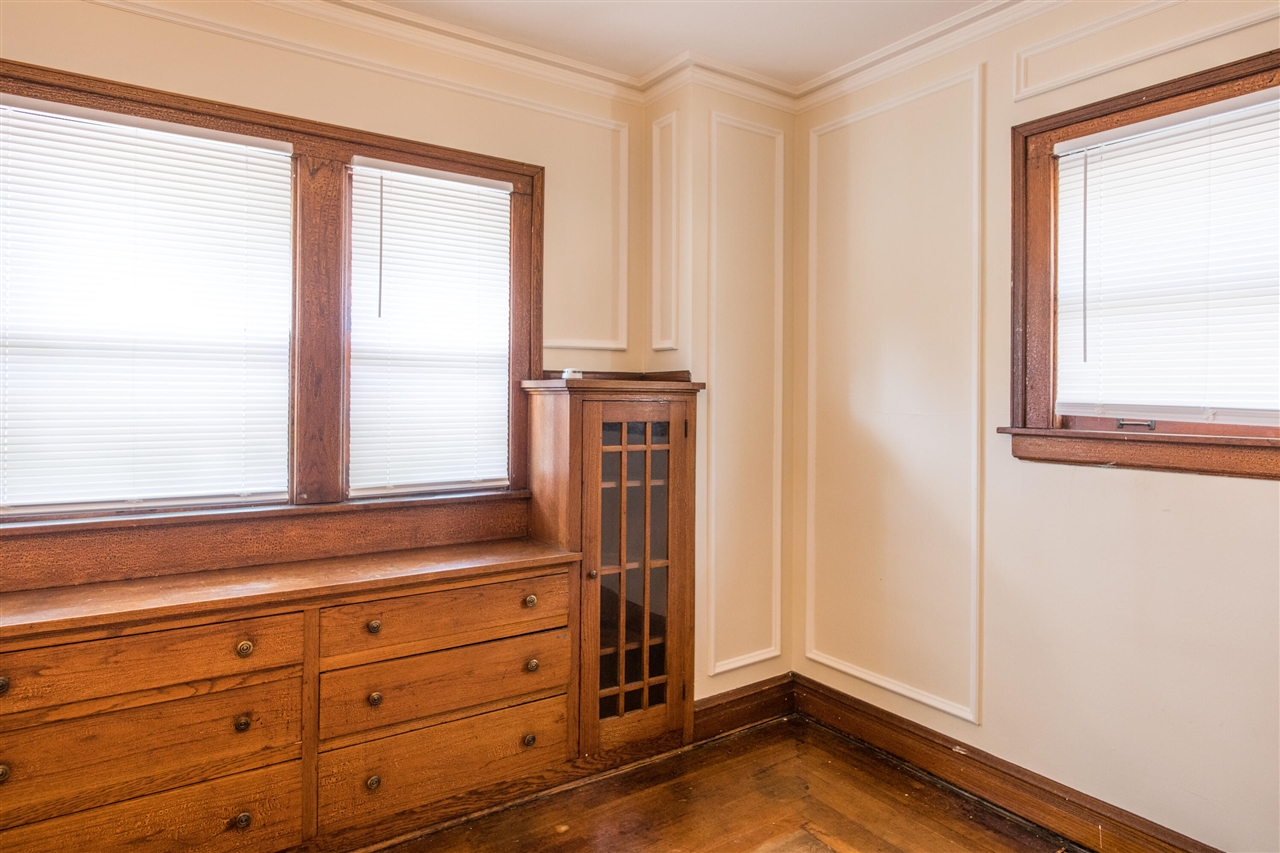 Photo 4 of Single family home for sale at 114 W Vine St, Kalamazoo, MI 49001 | MLS# 70554895 | Listing updated on 2026-09-14