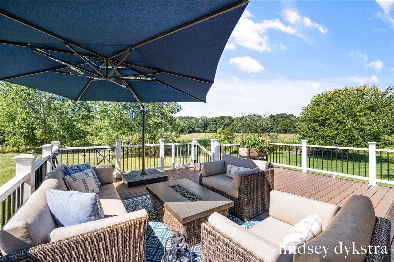 3rd image of 2402 Stable Dr, Hudsonville, MI 49426 | MLS# 70554902