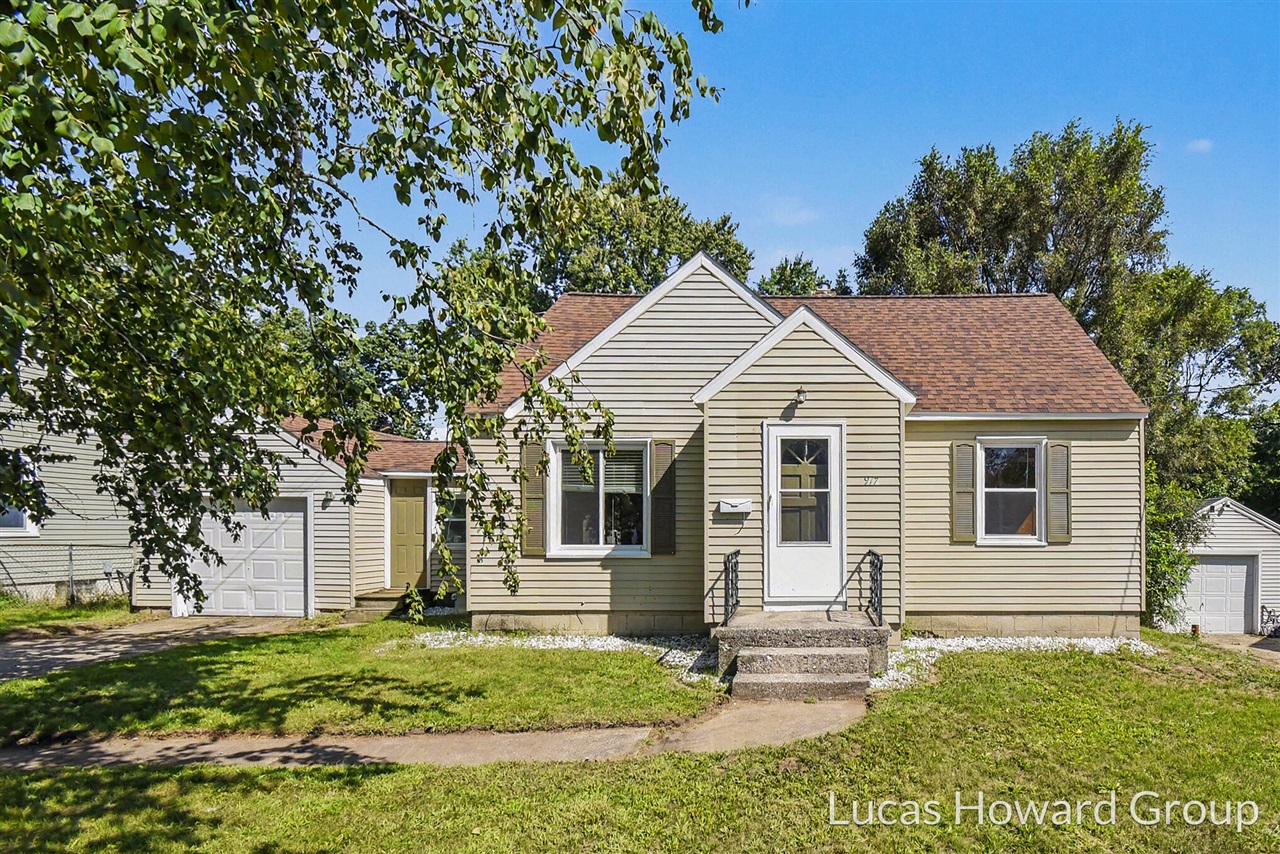 29th image of 917 Royal Oak St, Wyoming, MI 49509 | MLS# 70554911