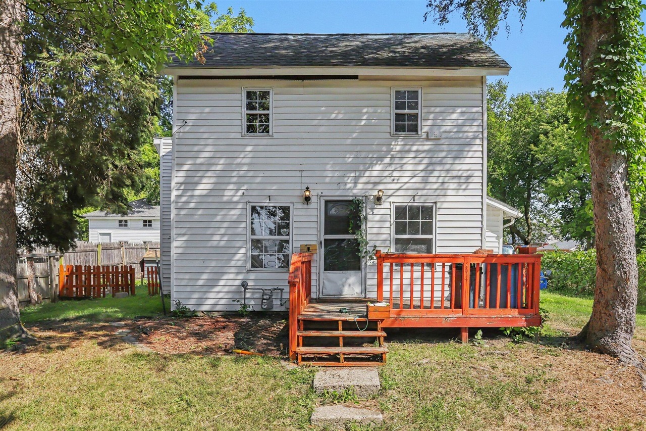 Photo 1 of Single family home for sale at 64 Goguac St, Battle Creek, MI 49015 | MLS# 70554931 | Listing updated on 2026-09-13