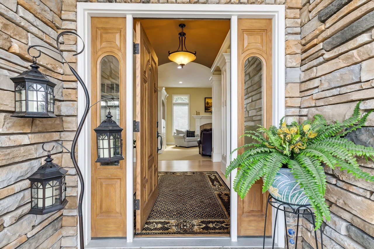 5th image of 4132 Ayrshire Dr, Wyoming, MI 49418 | MLS# 70554936