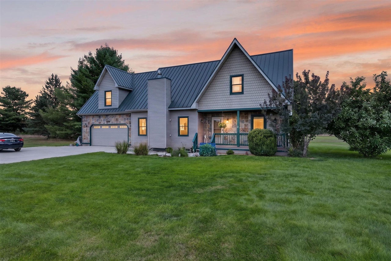 Photo 2 of Sale Pending at 7700 Red Fox Rd #39, Canadian Lakes, MI 49346 | MLS# 70554939 | Listing updated on 2026-10-07