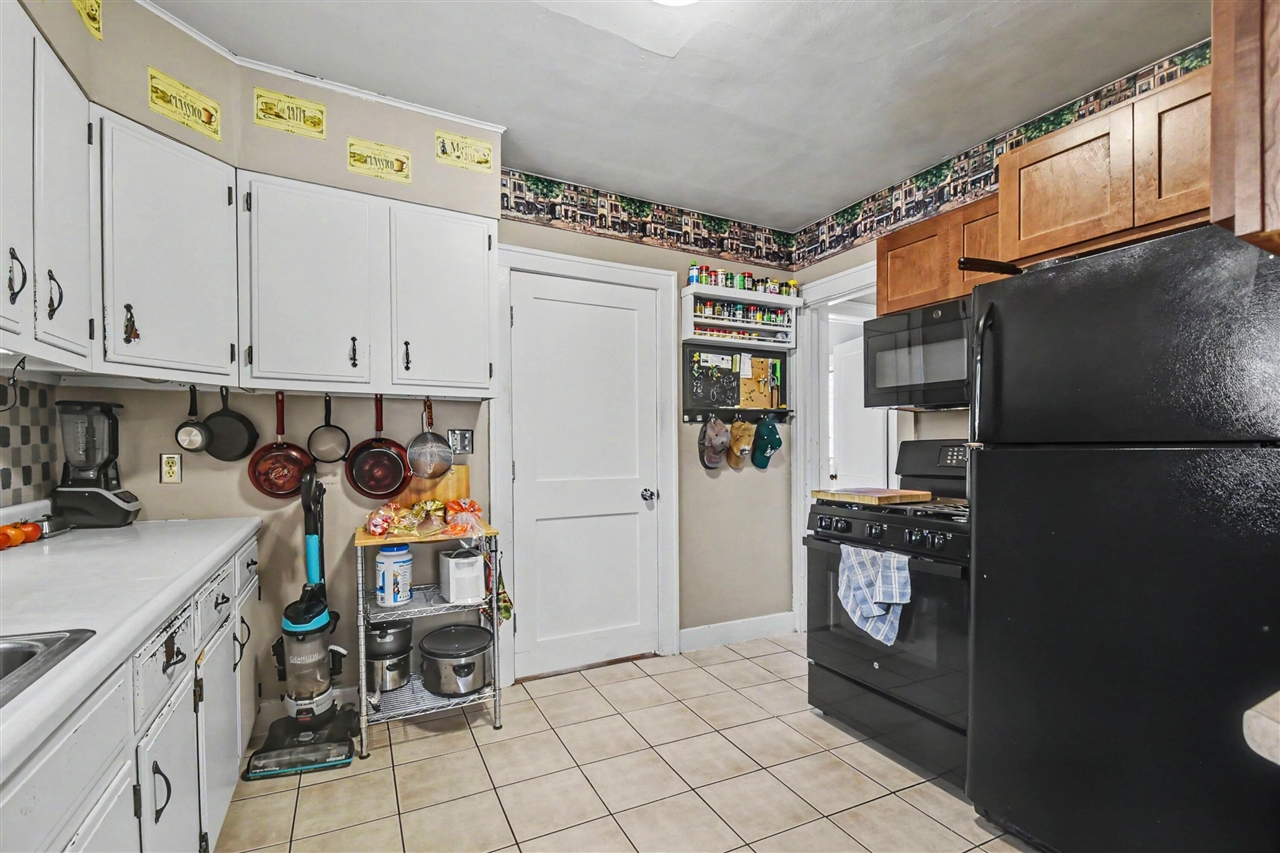 5th image of 4858 Walton Ave, Wyoming, MI 49548 | MLS# 70554978