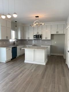 Photo 2 of Sale Pending at 552 Falcon Dr, Dundee, MI 48131 | MLS# 70555001 | Listing updated on 2026-09-24