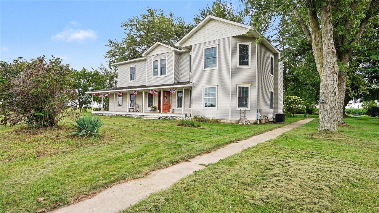 Photo 2 of Single family home for sale at 13141 Grass Lake Rd, Grass Lake, MI 49240 | MLS# 70555016 | Listing updated on 2026-09-17