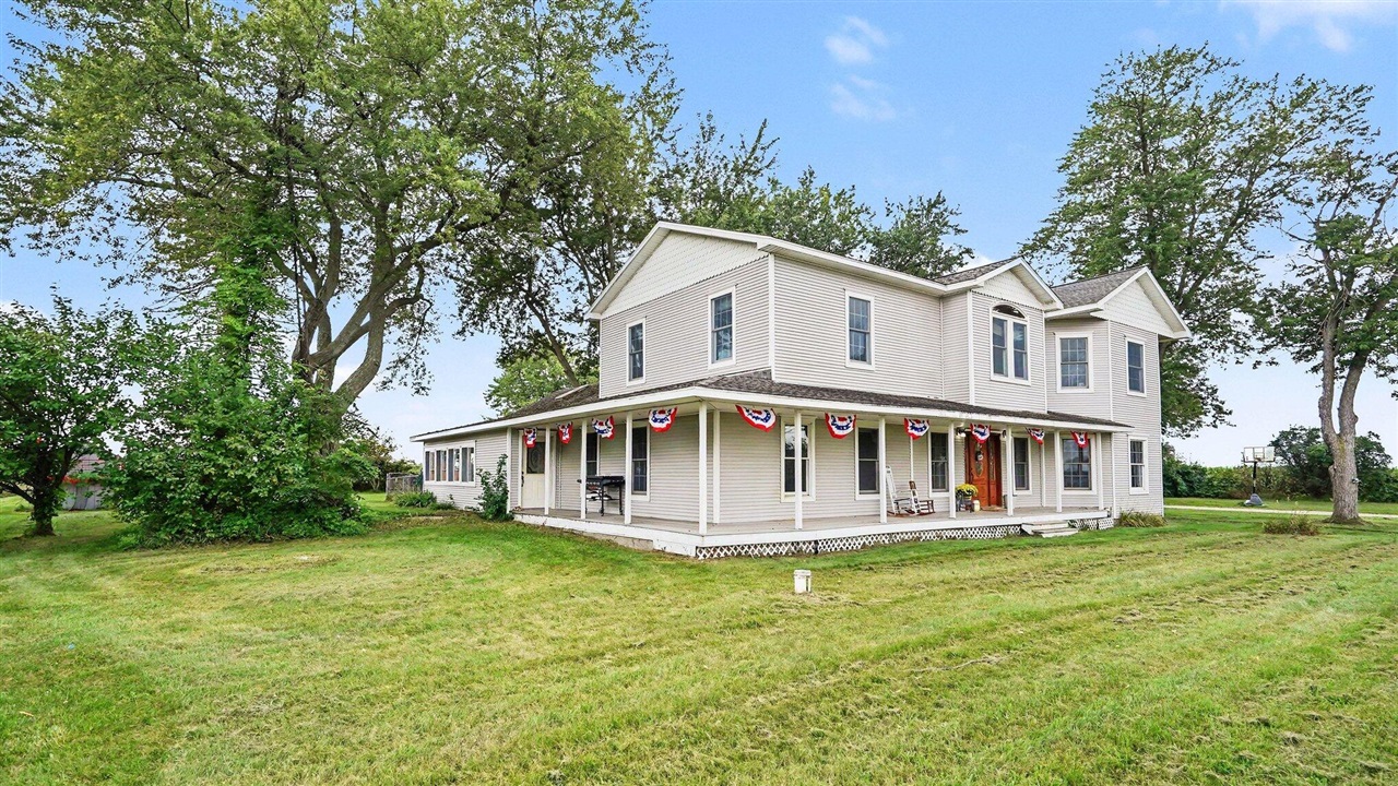 Photo 3 of Single family home for sale at 13141 Grass Lake Rd, Grass Lake, MI 49240 | MLS# 70555016 | Listing updated on 2026-09-17