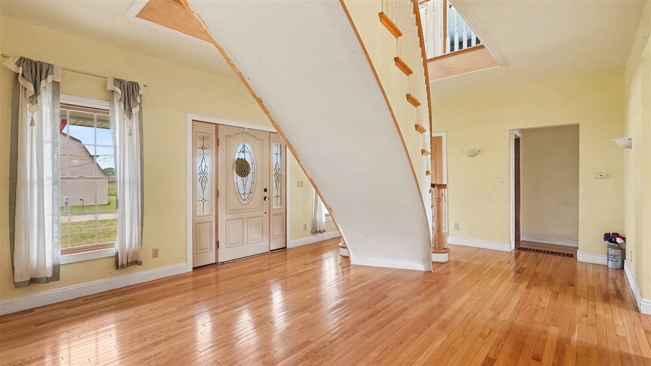 Photo 4 of Single family home for sale at 13141 Grass Lake Rd, Grass Lake, MI 49240 | MLS# 70555016 | Listing updated on 2026-09-17