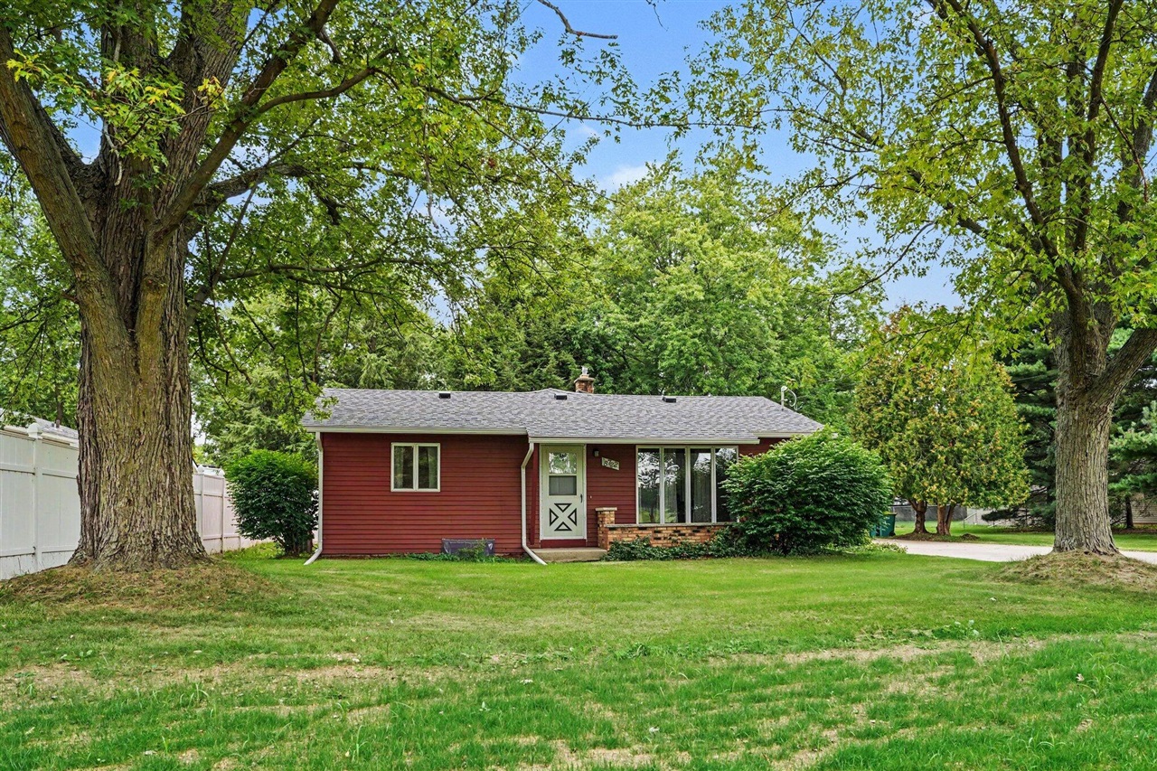 Photo 1 of Single family home for sale at 8722 S Sprinkle Rd, Portage, MI 49002 | MLS# 70555031 | Listing updated on 2026-09-18