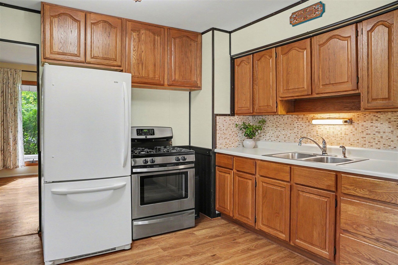 Photo 4 of Single family home for sale at 8722 S Sprinkle Rd, Portage, MI 49002 | MLS# 70555031 | Listing updated on 2026-09-18