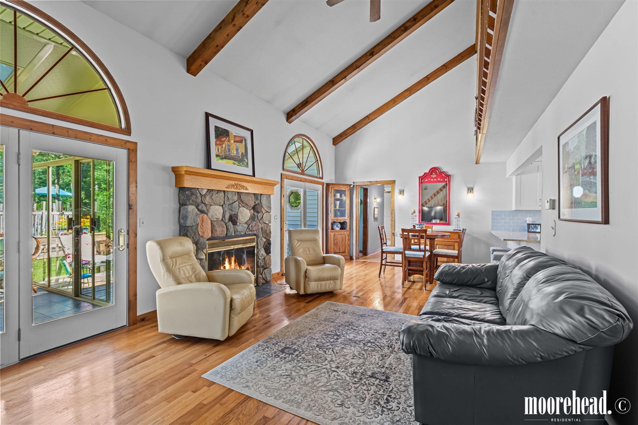 Photo 3 of Single family home for sale at 17047 Lincoln St, Grand Haven, MI 49417 | MLS# 70555050 | Listing updated on 2026-09-17