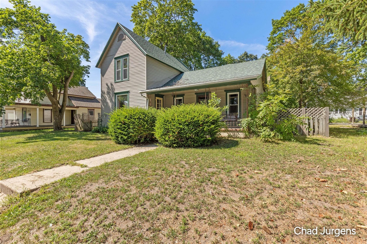 Photo 2 of Single family home for sale at 517 N Michigan Ave, Big Rapids, MI 49307 | MLS# 70555073 | Listing updated on 2026-09-14