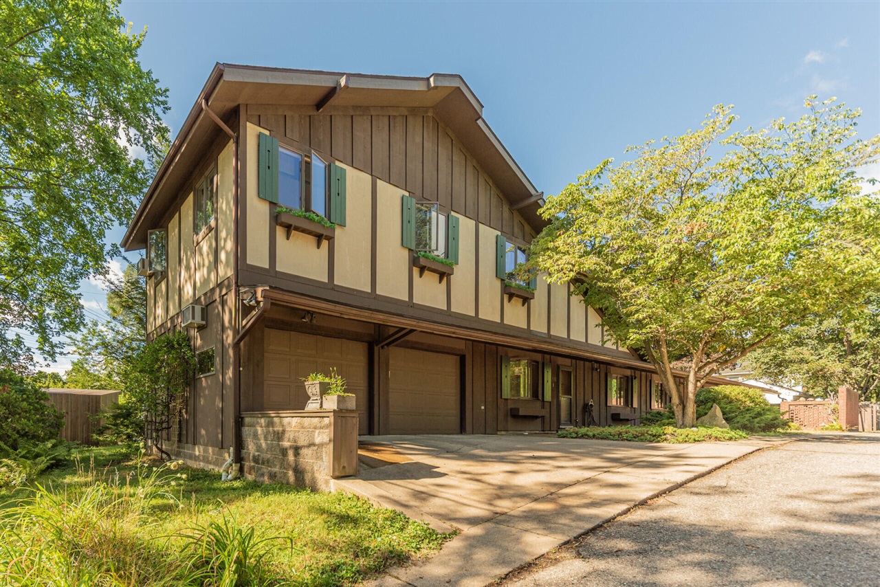 1st image of 1013 Fountain St, Ann Arbor, MI 48103 | MLS# 70555082